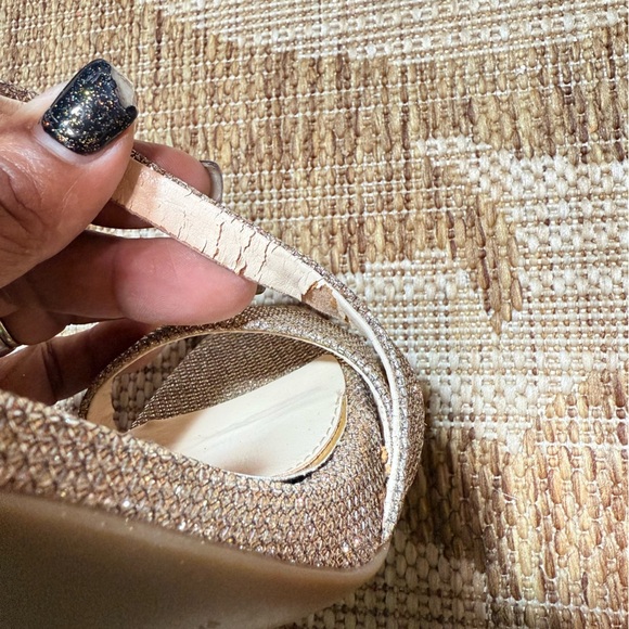 JESSICA SIMPSON gold sparkly heels, size 7 women's, euro 37 - Picture 12 of 13